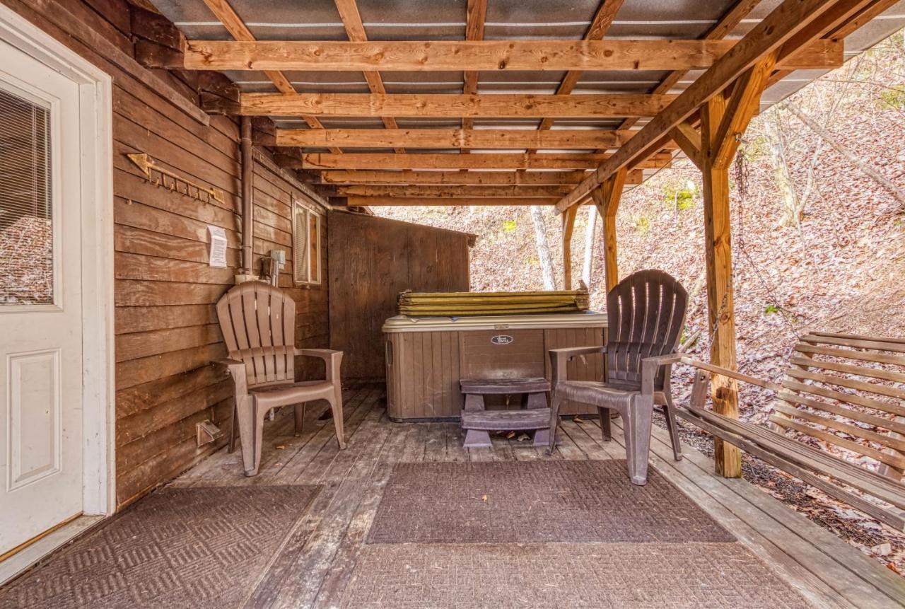 Bear Den, Hot Tub, 1089 Of Free Attraction Tickets For Each Paid Day, Dollywood And More! Sevierville Kültér fotó